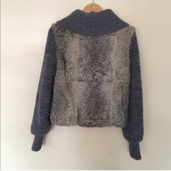 Gray Knit Jacket with Rabbit Fur - Picture 2 of 3